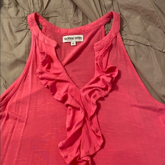 Like new pink ruffle tank size M - Picture 2 of 4